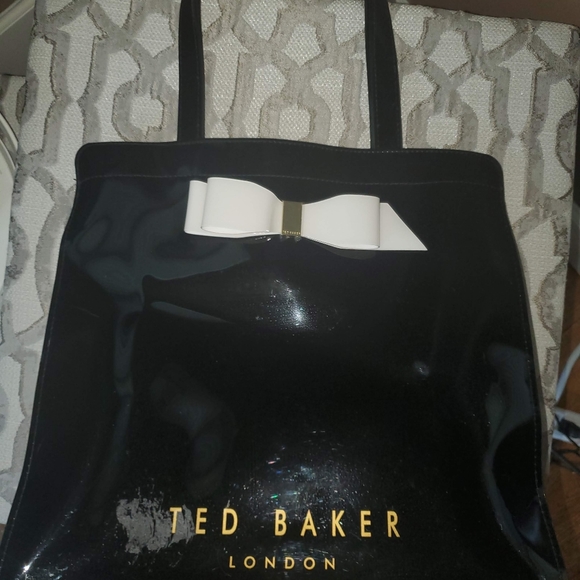 *Sold*Ted Baker tote - Picture 2 of 9